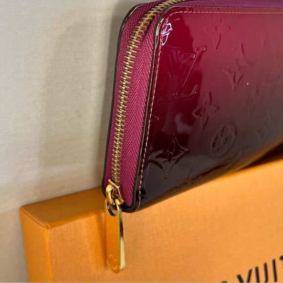 Authentic Louis Vuitton Ombré Zippy Wallet - Picture 3 of 13